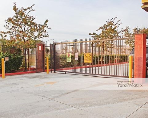 Source URL: https://cdnsc.rentcafe.com/dmslivecafe/3/1062705/1062705-1-3.jpg?width=-1&height=385&quality=80