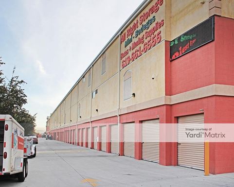 Source URL: https://cdnsc.rentcafe.com/dmslivecafe/3/1062705/1062705-1-5.jpg?width=-1&height=385&quality=80