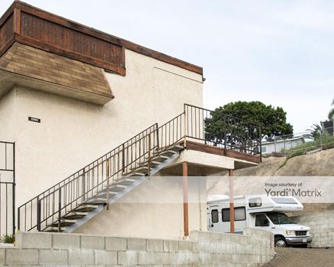 Source URL: https://cdnsc.rentcafe.com/dmslivecafe/3/1062716/1062716-1-4.jpg?width=-1&height=385&quality=80