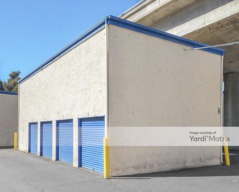 Source URL: https://cdnsc.rentcafe.com/dmslivecafe/3/1062719/1062719-1-4.jpg?width=-1&height=385&quality=80