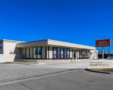 Storage Units for Rent available at 3320 West Lake Avenue, Glenview, IL 60026