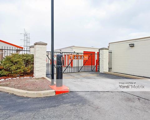 Source URL: https://cdnsc.rentcafe.com/dmslivecafe/3/1062747/1062747-1-6.jpg?width=-1&height=385&quality=80