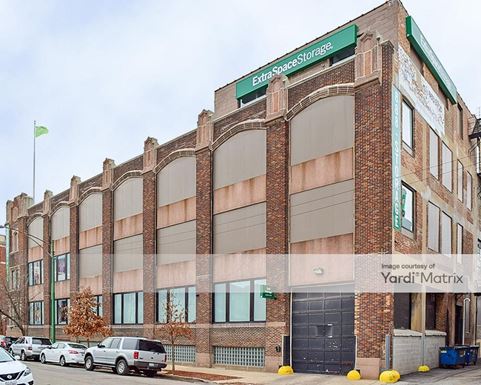 Source URL: https://cdnsc.rentcafe.com/dmslivecafe/3/1062752/1062752-1-3.jpg?width=-1&height=385&quality=80