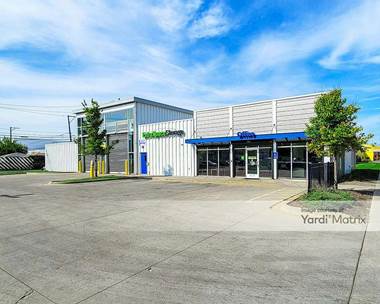 Storage Units for Rent available at 1400 North Cicero Avenue, Chicago, IL 60651