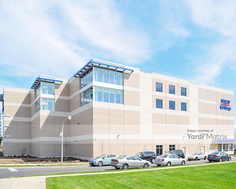 Source URL: https://cdnsc.rentcafe.com/dmslivecafe/3/1062758/1062758-1-2.jpg?width=-1&height=385&quality=80