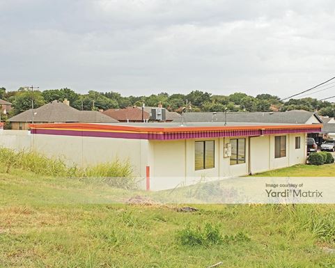 Source URL: https://cdnsc.rentcafe.com/dmslivecafe/3/1062785/1062785-1-4.jpg?width=-1&height=385&quality=80