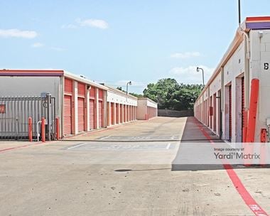 Storage Units for Rent available at 1212 East Airport Fwy, Irving, TX 75062