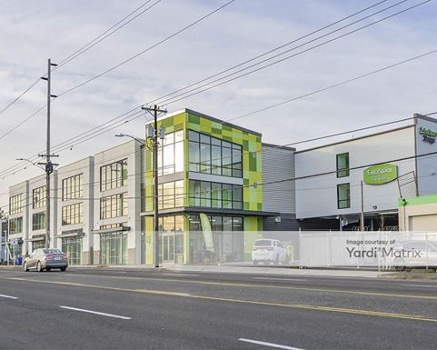 Source URL: https://cdnsc.rentcafe.com/dmslivecafe/3/1062844/1062844-1-2.jpg?width=-1&height=385&quality=80