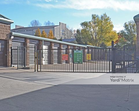 Source URL: https://cdnsc.rentcafe.com/dmslivecafe/3/1062871/1062871-1-3.jpg?width=-1&height=385&quality=80