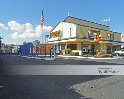 Source URL: https://cdnsc.rentcafe.com/dmslivecafe/3/1062902/1062902-1-2.jpg?width=-1&height=385&quality=80