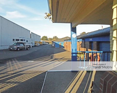 Source URL: https://cdnsc.rentcafe.com/dmslivecafe/3/1062902/1062902-1-5.jpg?width=-1&height=385&quality=80