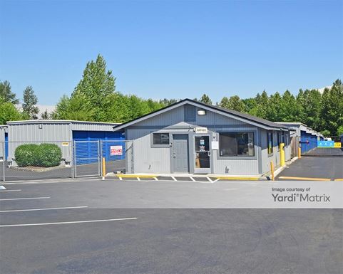 Source URL: https://cdnsc.rentcafe.com/dmslivecafe/3/1062952/1062952-1-4.jpg?width=-1&height=385&quality=80