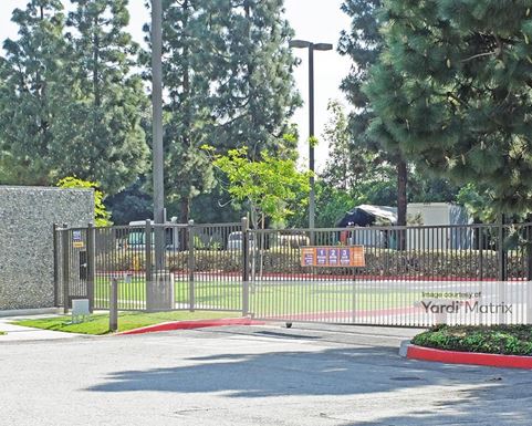 Source URL: https://cdnsc.rentcafe.com/dmslivecafe/3/1062985/1062985-1-4.jpg?width=-1&height=385&quality=80