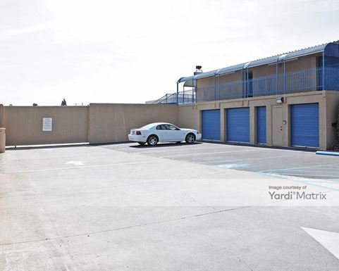 Source URL: https://cdnsc.rentcafe.com/dmslivecafe/3/1062995/1062995-1-2.jpg?width=-1&height=385&quality=80