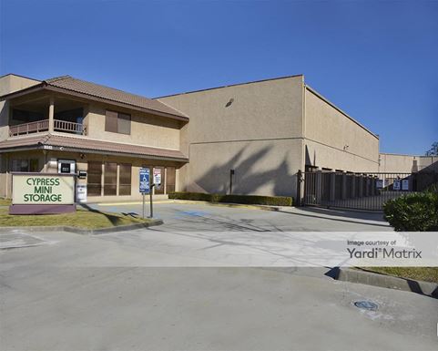 Source URL: https://cdnsc.rentcafe.com/dmslivecafe/3/1063022/1063022-1-2.jpg?width=-1&height=385&quality=80