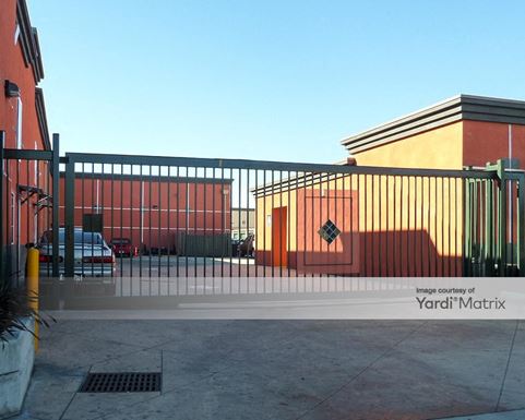 Source URL: https://cdnsc.rentcafe.com/dmslivecafe/3/1063043/1063043-1-2.jpg?width=-1&height=385&quality=80