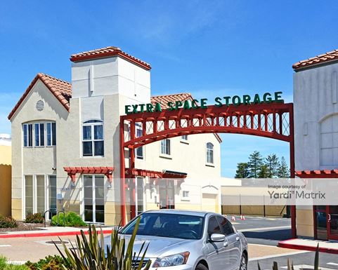 Source URL: https://cdnsc.rentcafe.com/dmslivecafe/3/1063083/1063083-1-4.jpg?width=-1&height=385&quality=80