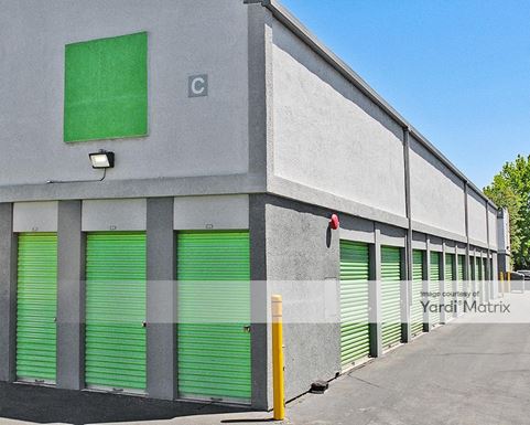 Source URL: https://cdnsc.rentcafe.com/dmslivecafe/3/1063084/1063084-1-4.jpg?width=-1&height=385&quality=80