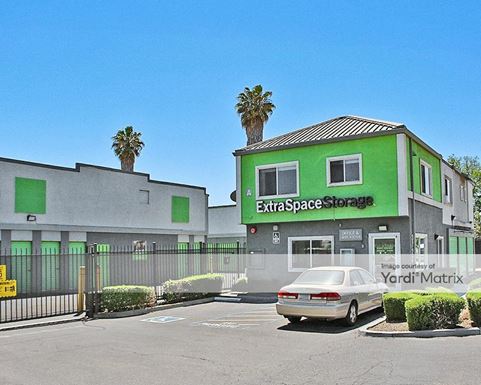 Source URL: https://cdnsc.rentcafe.com/dmslivecafe/3/1063084/1063084-1-5.jpg?width=-1&height=385&quality=80