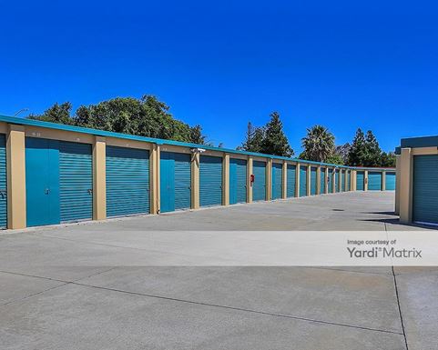 Source URL: https://cdnsc.rentcafe.com/dmslivecafe/3/1063094/1063094-1-5.jpg?width=-1&height=385&quality=80