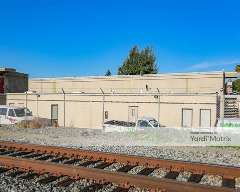 Source URL: https://cdnsc.rentcafe.com/dmslivecafe/3/1063111/1063111-1-2.jpg?width=-1&height=385&quality=80