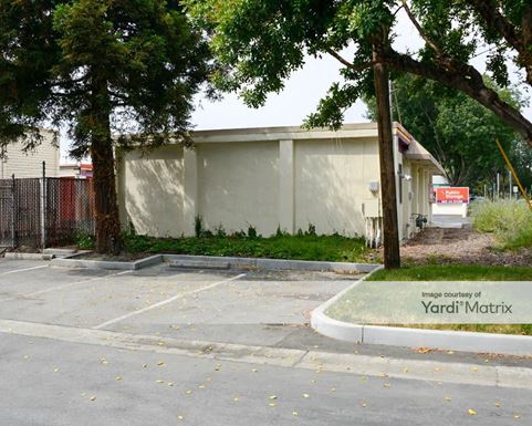 Source URL: https://cdnsc.rentcafe.com/dmslivecafe/3/1063121/1063121-1-5.jpg?width=-1&height=385&quality=80