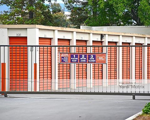Source URL: https://cdnsc.rentcafe.com/dmslivecafe/3/1063126/1063126-1-2.jpg?width=-1&height=385&quality=80