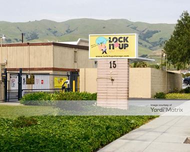 Storage Units for Rent available at 15 Dixon Landing Road, Milpitas, CA 95035