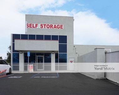 Storage Units for Rent available at 15870 Amar Road, City Of Industry, CA 91744