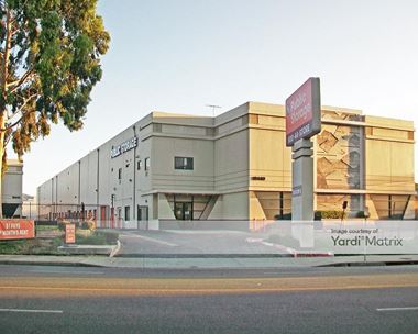 Storage Units for Rent available at 18440 Burbank Blvd, Tarzana, CA 91356