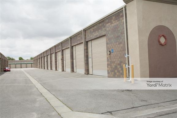 Source URL: https://cdnsc.rentcafe.com/dmslivecafe/3/1063214/1063214-1-4.jpg?width=-1&height=385&quality=80