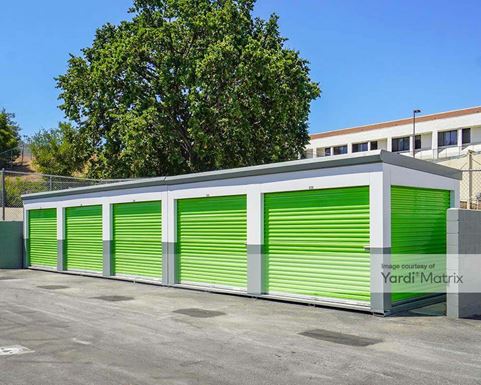 Source URL: https://cdnsc.rentcafe.com/dmslivecafe/3/1063217/1063217-1-6.jpg?width=-1&height=385&quality=80