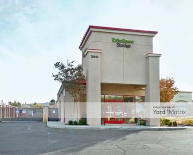 Storage Units for Rent available at 380 West Palmdale Blvd, Palmdale, CA 93551