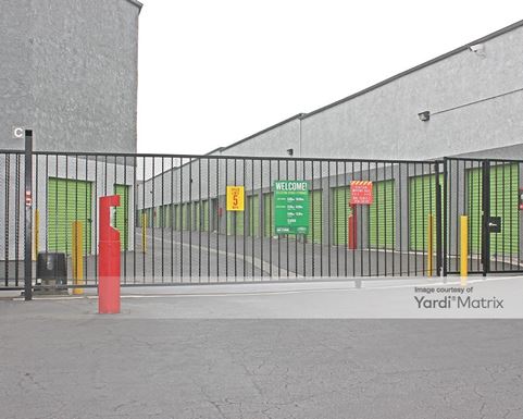 Source URL: https://cdnsc.rentcafe.com/dmslivecafe/3/1063227/1063227-1-2.jpg?width=-1&height=385&quality=80