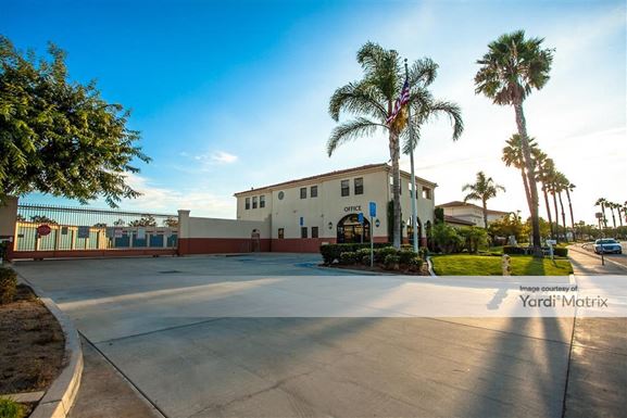 Source URL: https://cdnsc.rentcafe.com/dmslivecafe/3/1063239/1063239-1-5.jpg?width=-1&height=385&quality=80