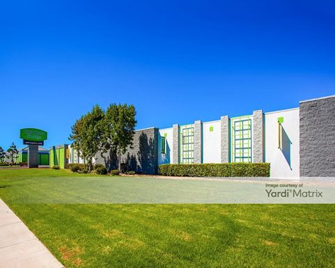 Source URL: https://cdnsc.rentcafe.com/dmslivecafe/3/1063241/1063241-1-3.jpg?width=-1&height=385&quality=80