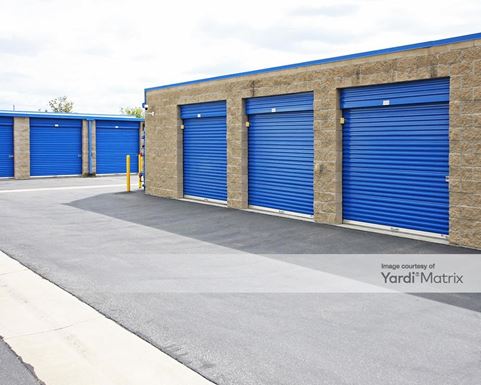 Source URL: https://cdnsc.rentcafe.com/dmslivecafe/3/1063242/1063242-1-4.jpg?width=-1&height=385&quality=80