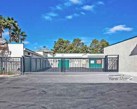 Source URL: https://cdnsc.rentcafe.com/dmslivecafe/3/1063250/1063250-1-2.jpg?width=-1&height=385&quality=80