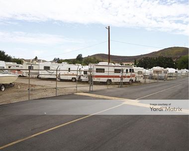 Storage Units for Rent available at 2805 East Thousand Oaks Blvd, Thousand Oaks, CA 91360