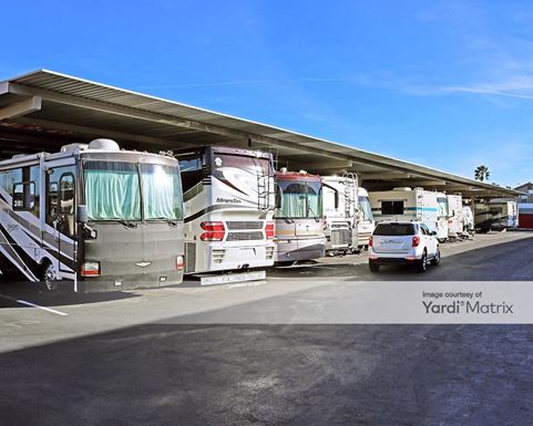 Source URL: https://cdnsc.rentcafe.com/dmslivecafe/3/1063296/1063296-1-5.jpg?width=-1&height=385&quality=80