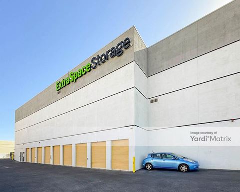 Source URL: https://cdnsc.rentcafe.com/dmslivecafe/3/1063302/1063302-1-4.jpg?width=-1&height=385&quality=80