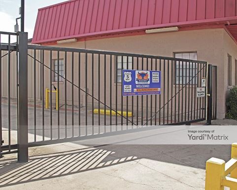 Source URL: https://cdnsc.rentcafe.com/dmslivecafe/3/1063307/1063307-1-4.jpg?width=-1&height=385&quality=80