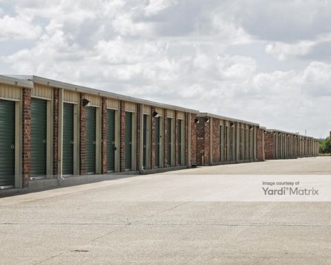 Source URL: https://cdnsc.rentcafe.com/dmslivecafe/3/1063309/1063309-1-3.jpg?width=-1&height=385&quality=80