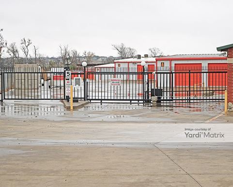 Source URL: https://cdnsc.rentcafe.com/dmslivecafe/3/1063330/1063330-1-3.jpg?width=-1&height=385&quality=80