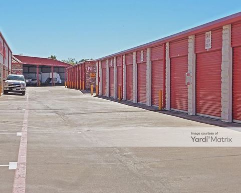 Source URL: https://cdnsc.rentcafe.com/dmslivecafe/3/1063339/1063339-1-5.jpg?width=-1&height=385&quality=80