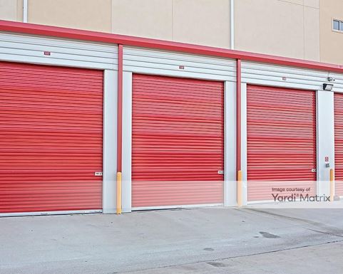 Source URL: https://cdnsc.rentcafe.com/dmslivecafe/3/1063343/1063343-1-5.jpg?width=-1&height=385&quality=80