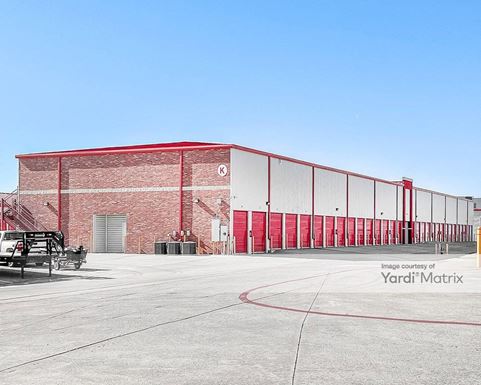 Source URL: https://cdnsc.rentcafe.com/dmslivecafe/3/1063350/1063350-1-4.jpg?width=-1&height=385&quality=80