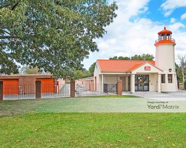 Storage Units for Rent available at 940 Professional Place, Chesapeake, VA 23320