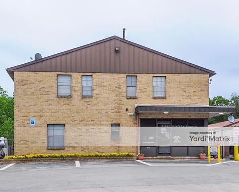 Source URL: https://cdnsc.rentcafe.com/dmslivecafe/3/1063379/1063379-1-4.jpg?width=-1&height=385&quality=80