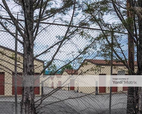 Source URL: https://cdnsc.rentcafe.com/dmslivecafe/3/1063380/1063380-1-2.jpg?width=-1&height=385&quality=80